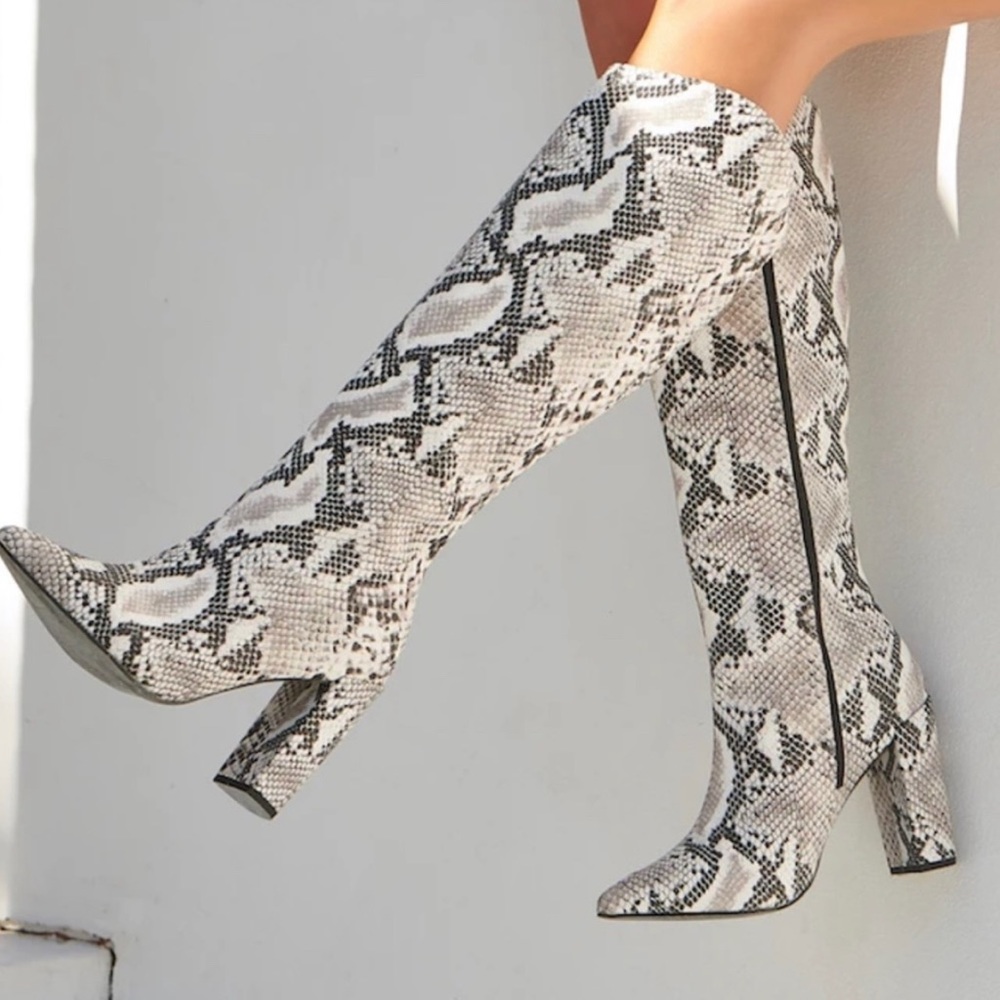 Women’s Western Boots (Snake Print)